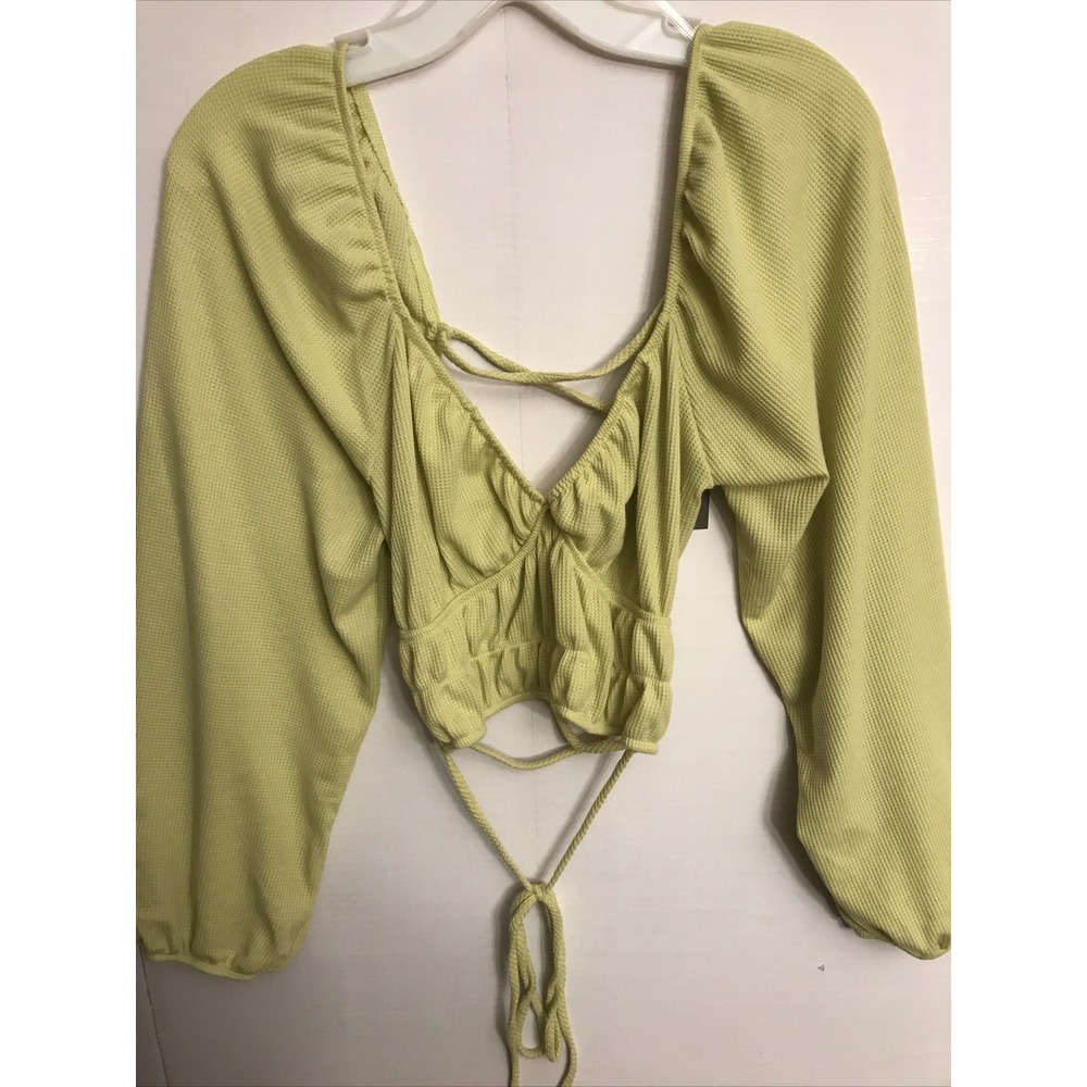 Le lis lime green large long sleeve top open tie back NWT‎